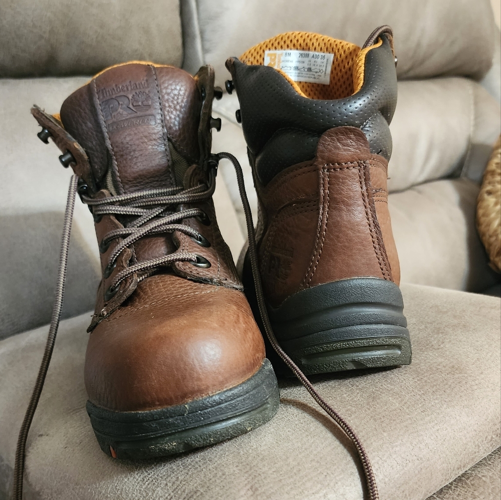 Timberland women's hiking or work boots . Like New - Picture 3 of 5